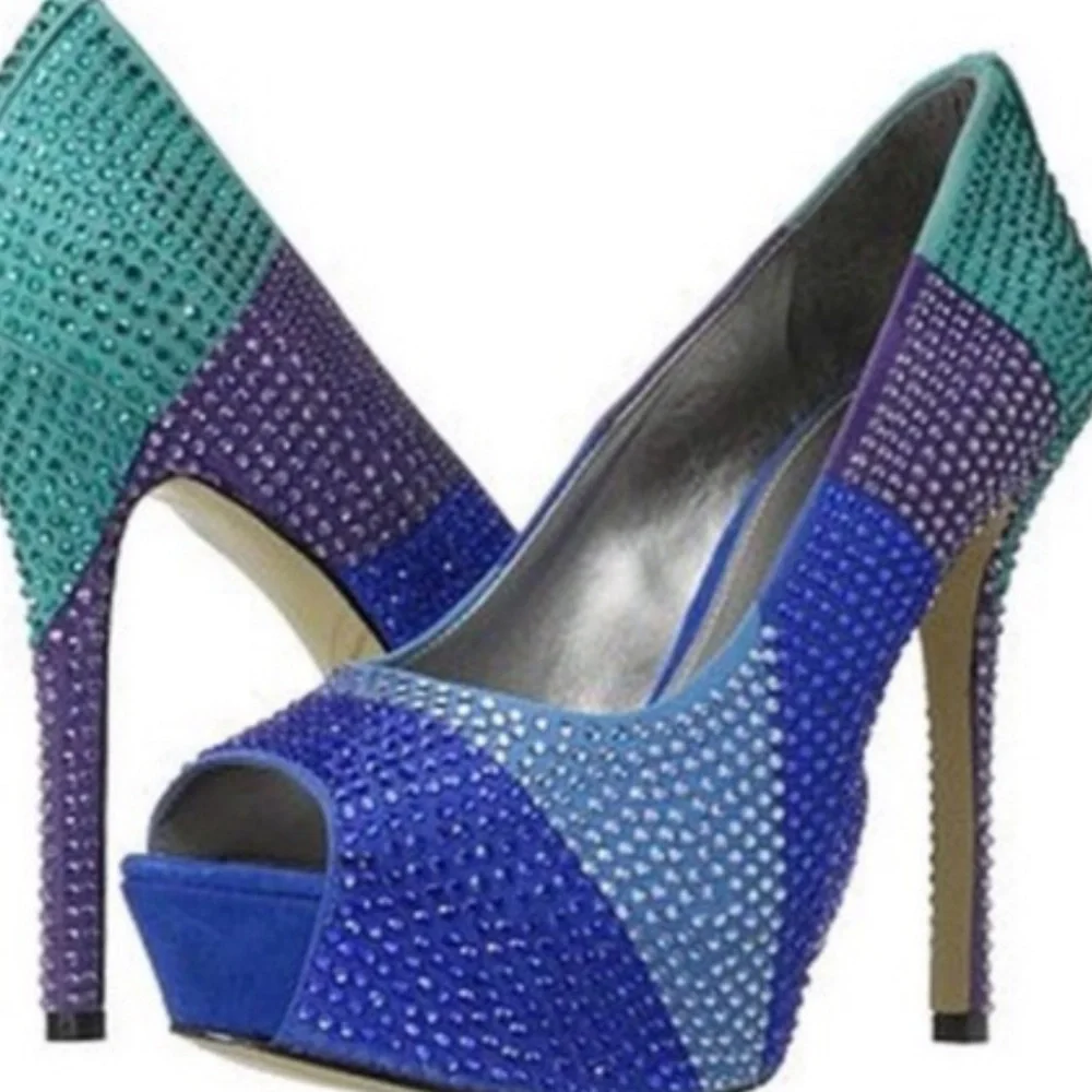 ENZO ANGIOLINI PLATFORM EVENING PUMP